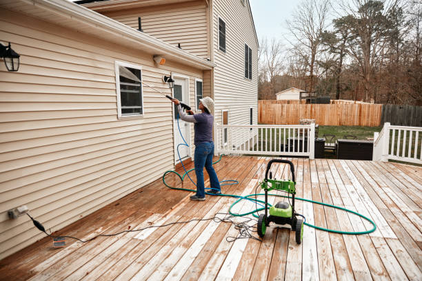 Best Deck Pressure Washing  in Wilton Manors, FL